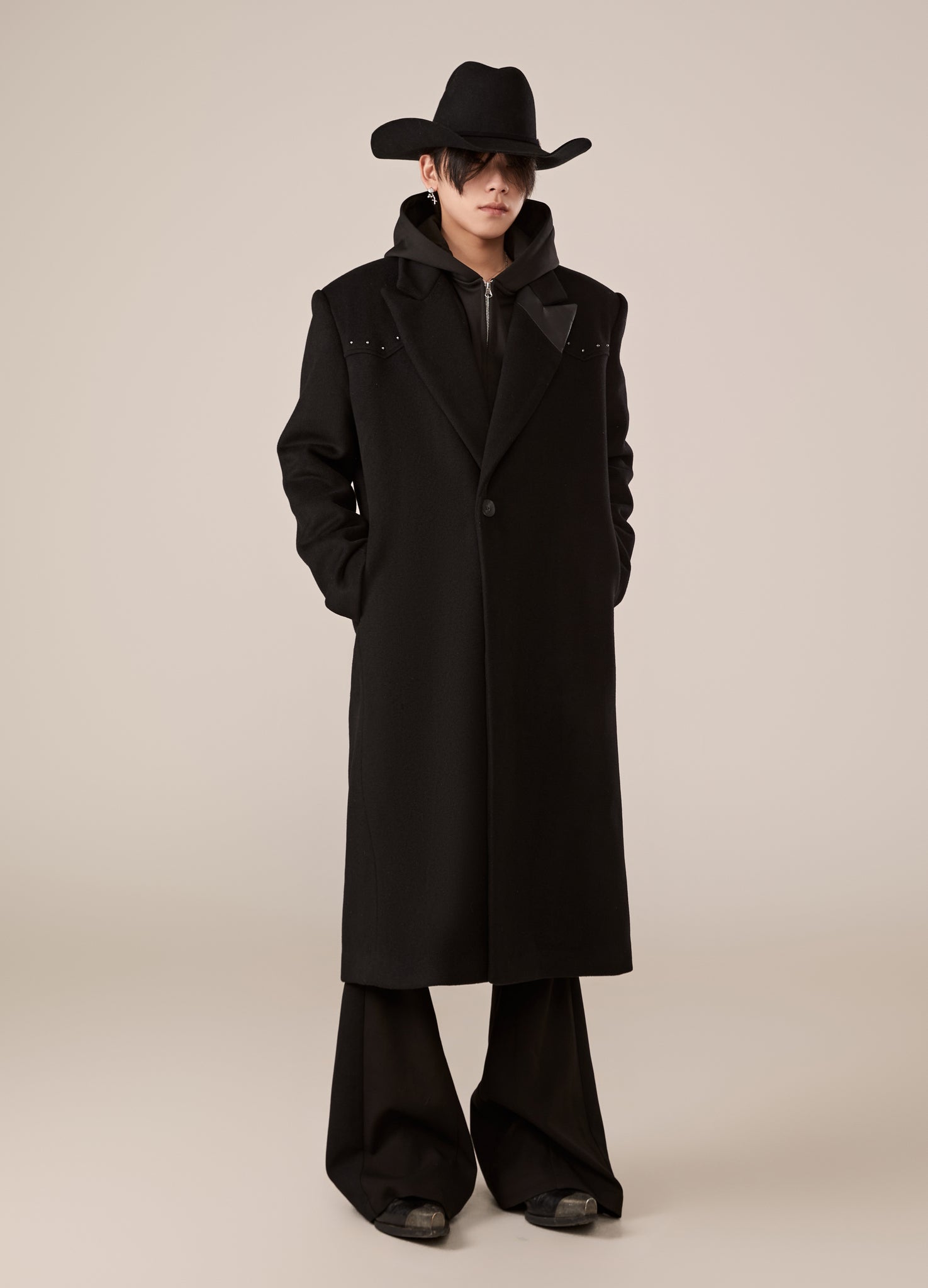 DP PARADIS 23AW "VAMPIRE" Double-Sided Rivet Coat